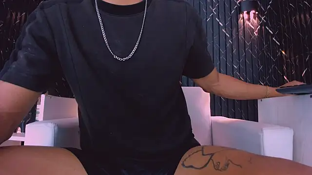 Gregory_Sforza Chat XXX live