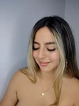 CelesteBlaze_ Live XXX-Chat