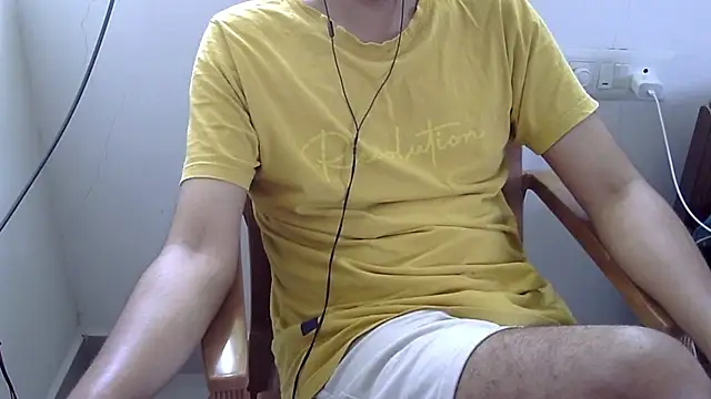 The_SHY_uncut Pertunjukan Webcam