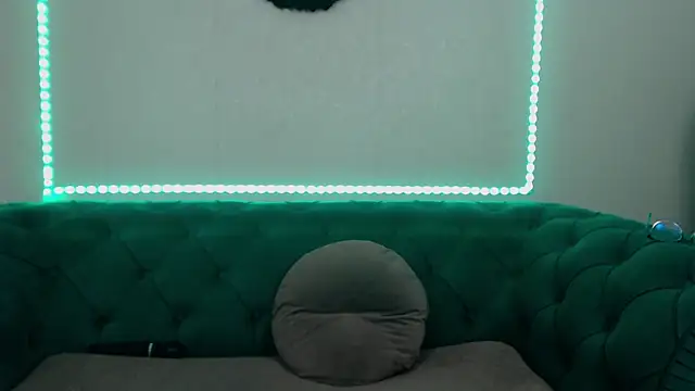 IvanaCharm Live XXX-chat