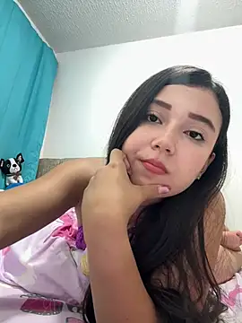 mia_cooper_24のウェブカメラショー