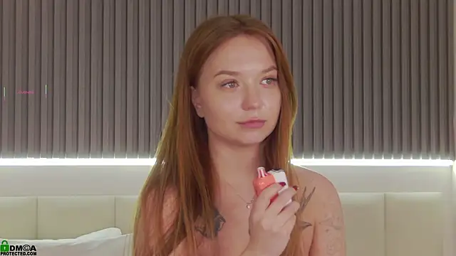 NikaDines Live XXX-chat