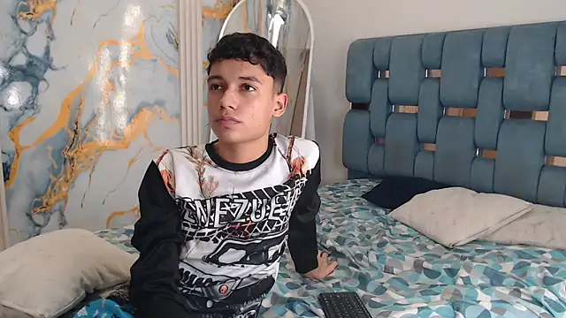 Вебкам-шоу PRETTY_FEM