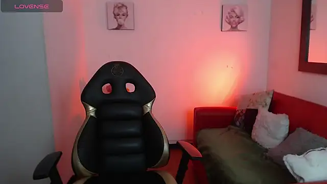 Andy_Eagleton_20_ Live XXX-chat