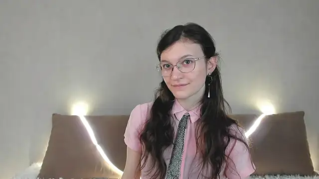 ThoraMarola Live XXX-chat