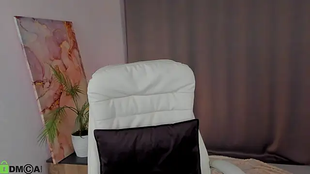 LeticiaRomano Live XXX-chat