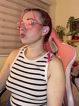 Онлайн чат XXX Sejmet__