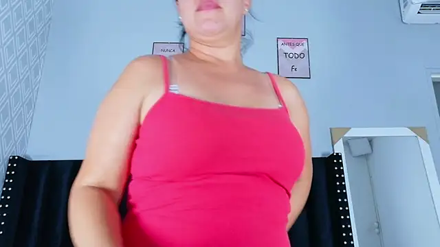 Živý XXX chat hotlatinateacher