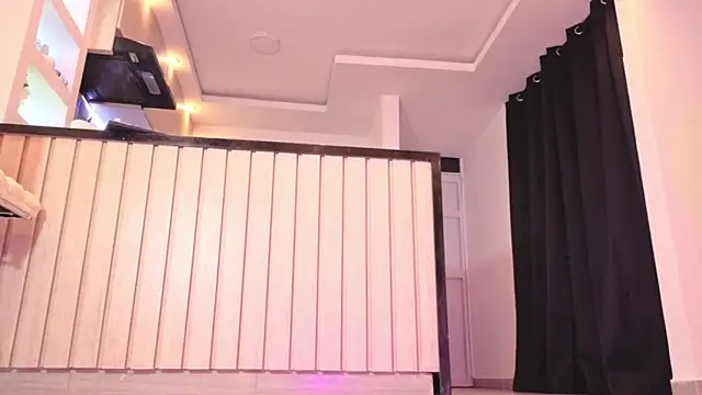 tatiana_10's Live XXX Chat