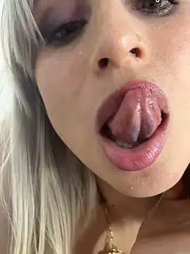 Živý XXX chat Adeline_1