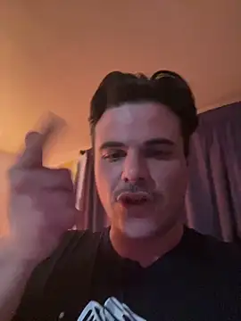 Millennialcum Webcamshow