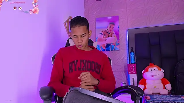 แชท XXX สดของ dilan_alfonzo