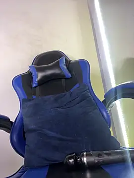 Maddie_7 Chat XXX in diretta