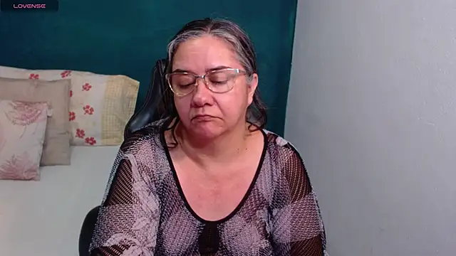 scaelettdubois: απευθείας συνομιλία ΧΧΧ