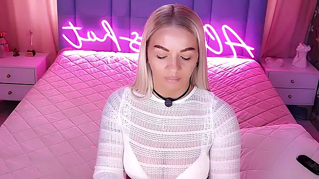 Онлайн чат XXX AllwaysHotJ