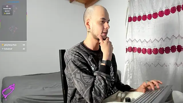 Vlad__night 在線直播表演