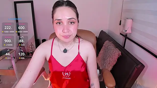 SarahCastillo_ Live XXX-Chat