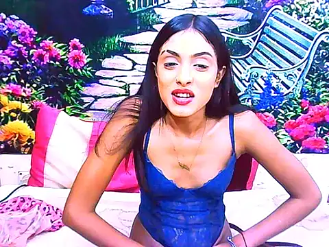 IndianPretty14u2Luv Live XXX-chat