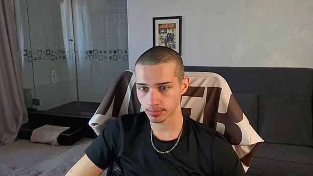 KaydenDrew 现场XXX聊天