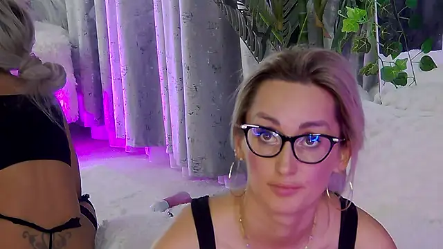 Chat XXX ao vivo de IsabelleEthan