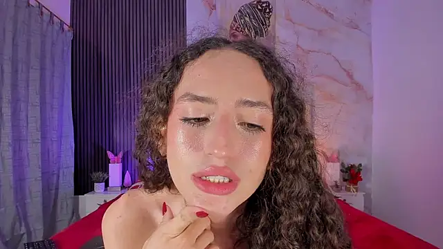 XXX chat uživo modela pinky_peach