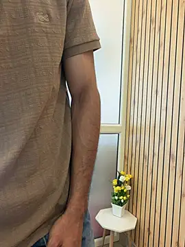 XXX chat uživo modela SirControlsYou