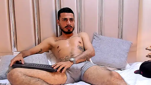 XXX chat uživo modela MatthewCullen