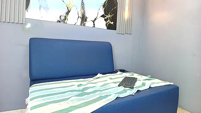 XXX chat uživo modela RAPHAEL_NYON1