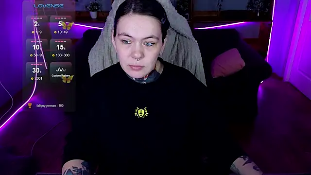 QwertyAnnie_Lbo Webcam-Show