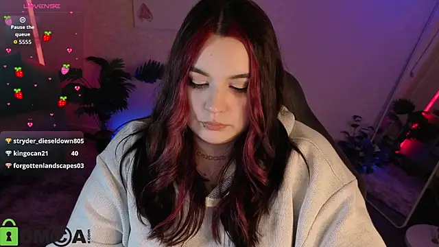 Mia_R0ss Chat XXX in diretta