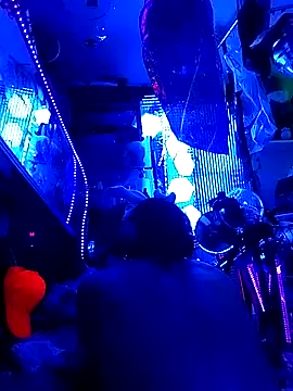 gurlnips live XXX chat