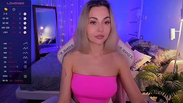 AdeleRoberts 现场XXX聊天