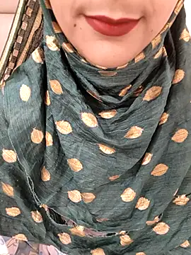 Indian-Aleena Live XXX-Chat