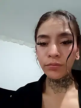 kataleya_23 Pertunjukan Webcam