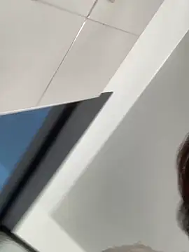 LilithMonette: απευθείας συνομιλία ΧΧΧ