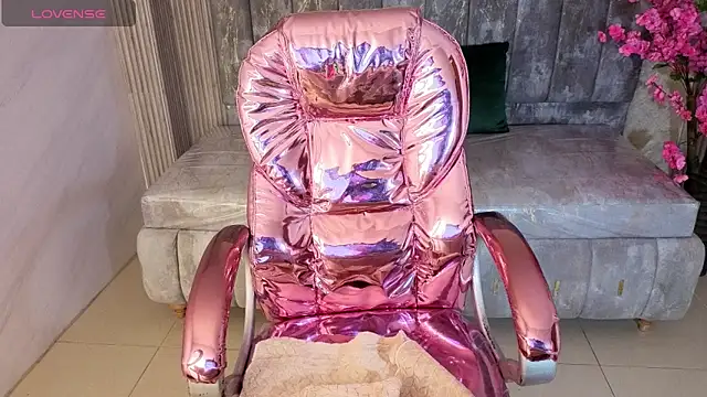 Chat +18 de kim_lush_s ao vivo