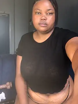 XXX chat uživo modela Curveysinaa