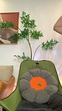 zhizhinaigai Live XXX-Chat