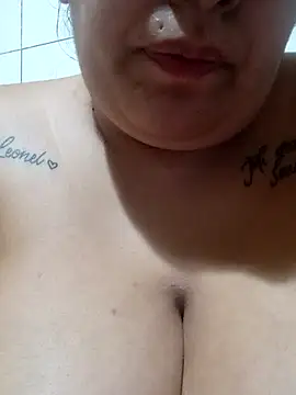 Limoncito300 Show in webcam