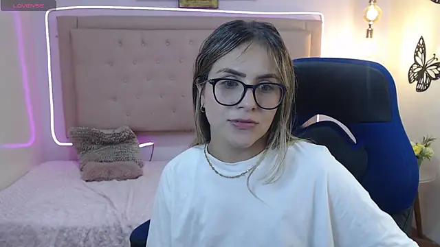 martinaivanova's Live XXX Chat