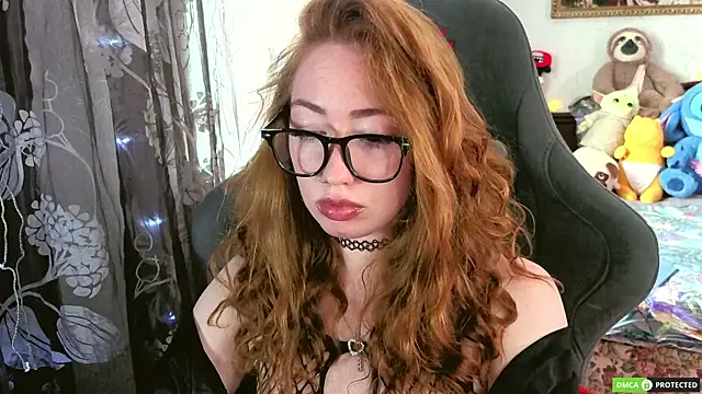 TinaBrook Adlı Modelin Canlı XXX Sohbeti