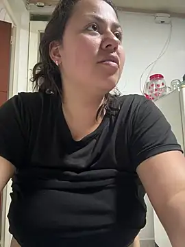 Chat +18 de camila-titis ao vivo