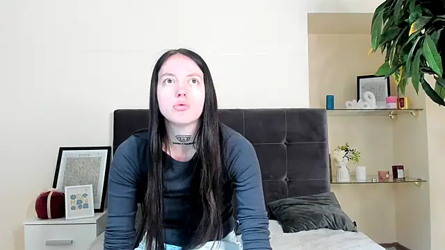 AdrianaCult live XXX chat