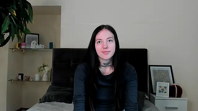 AdrianaCult: онлайн-секс-чат