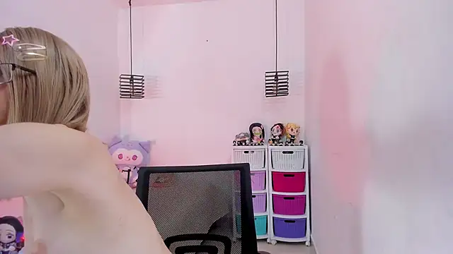 KimberlyJohnsoon Adlı Modelin Web Kamerası Şovu