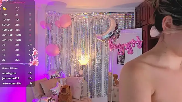 Chat +18 de NATAASHA___ ao vivo