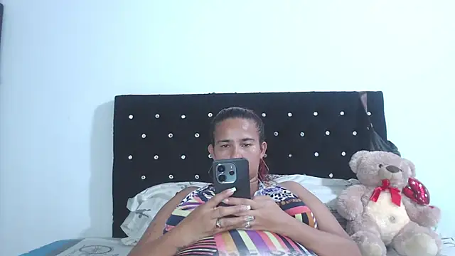 isabella_dirty69 – Live XXX-chat