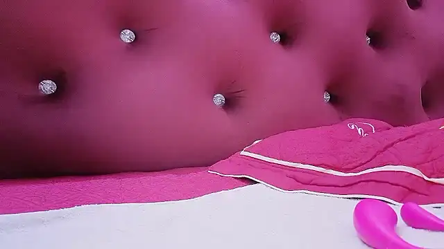 Sully990 网络视讯表演