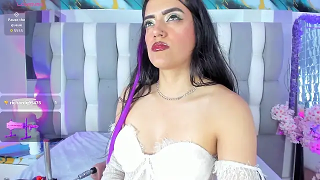 XXX chat uživo modela IsaDiiaz