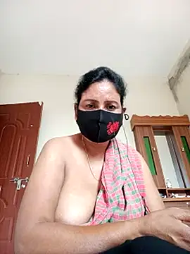 Show modela Neha-Roy na web-kameri